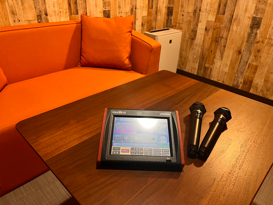 カラオケルーム